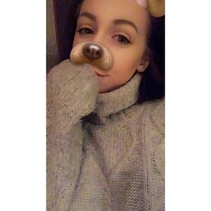 Meet your Posher, Liv